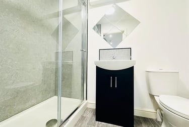 1 bed studio, Derby Road, Lenton, Nottingham, NG72DP - Image 3